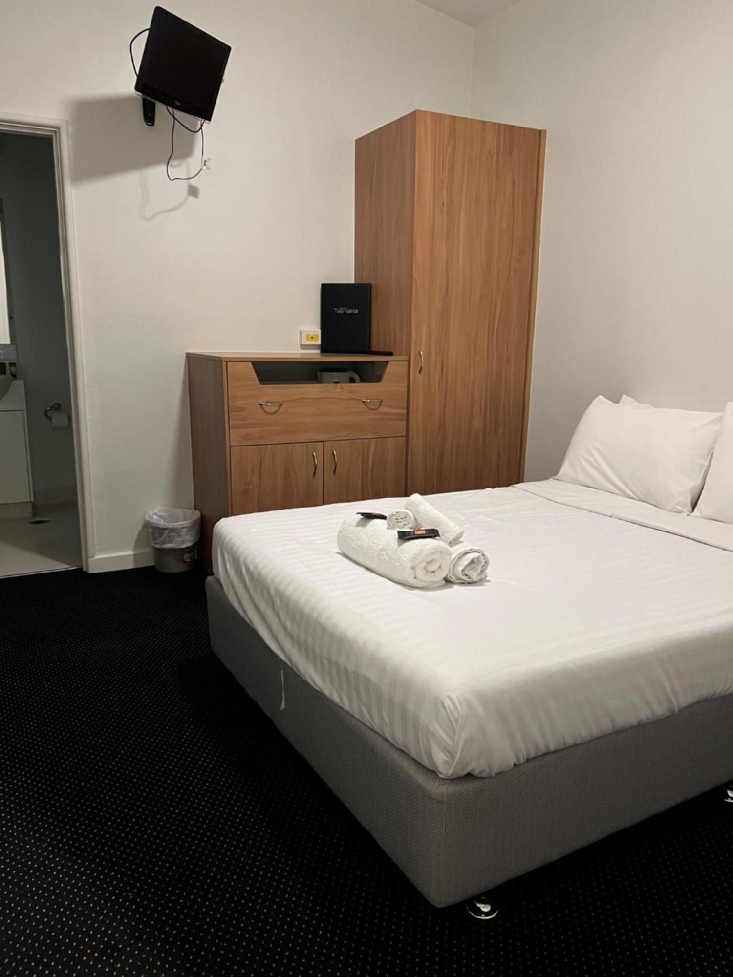Star Bar Cafe & Hotel Launceston Bagian luar foto