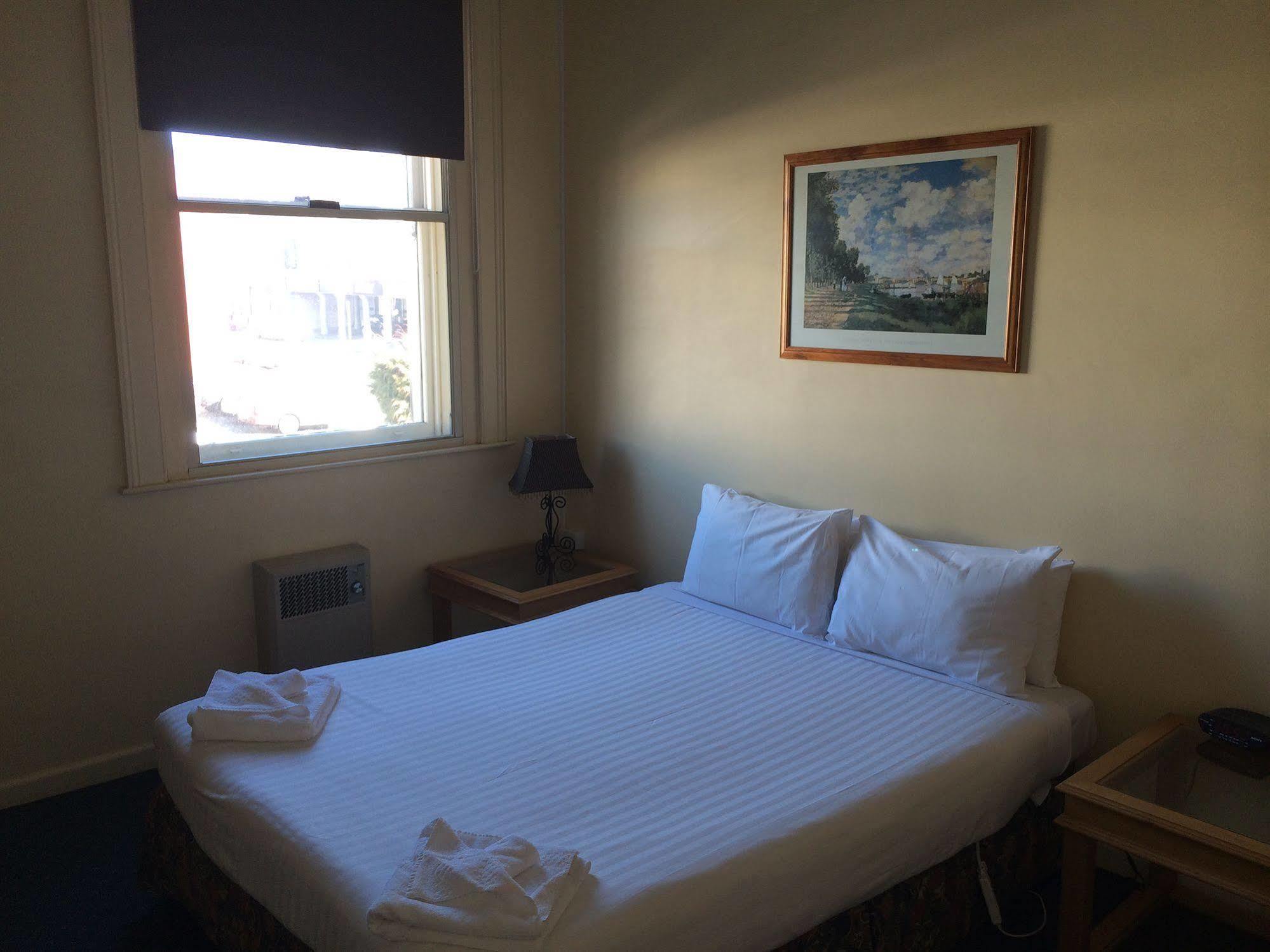 Star Bar Cafe & Hotel Launceston Bagian luar foto